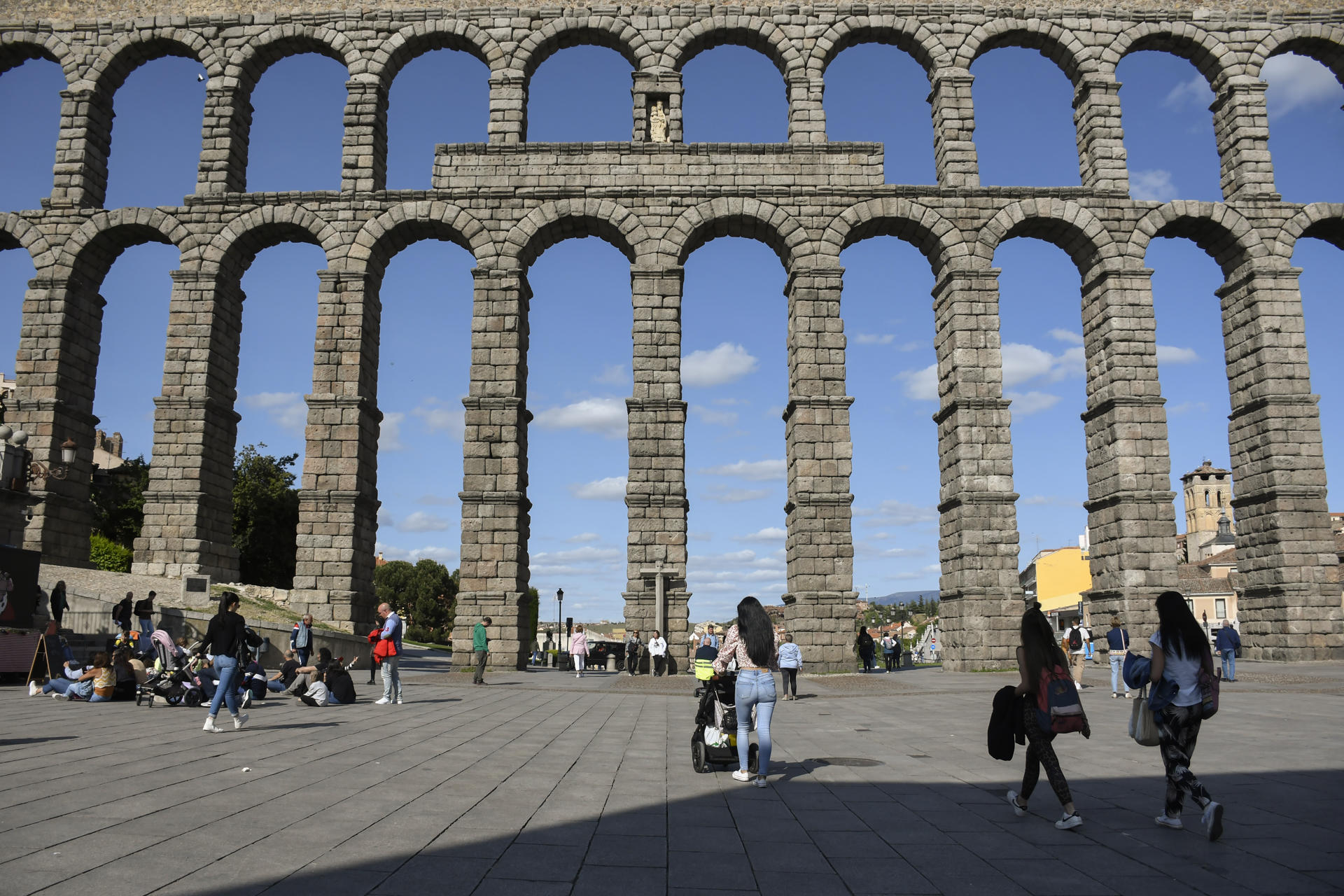 Lee más sobre el artículo Los monumentos de las 15 ciudades Patrimonio cobrarán vida la noche del 13 de septiembre