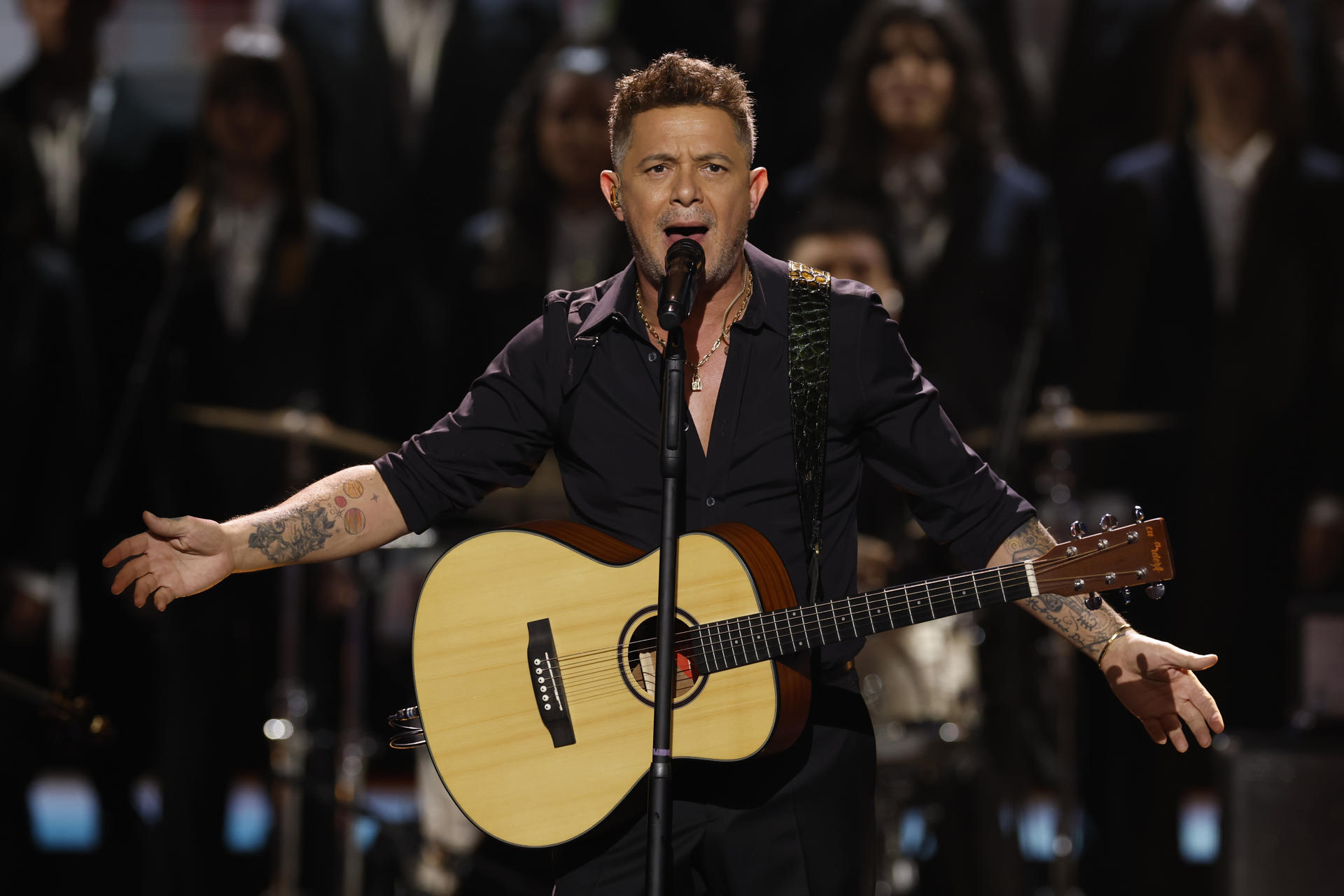 Lee más sobre el artículo El cantante Alejandro Sanz recibirá el premio ‘Escobón de Oro’ de 2025