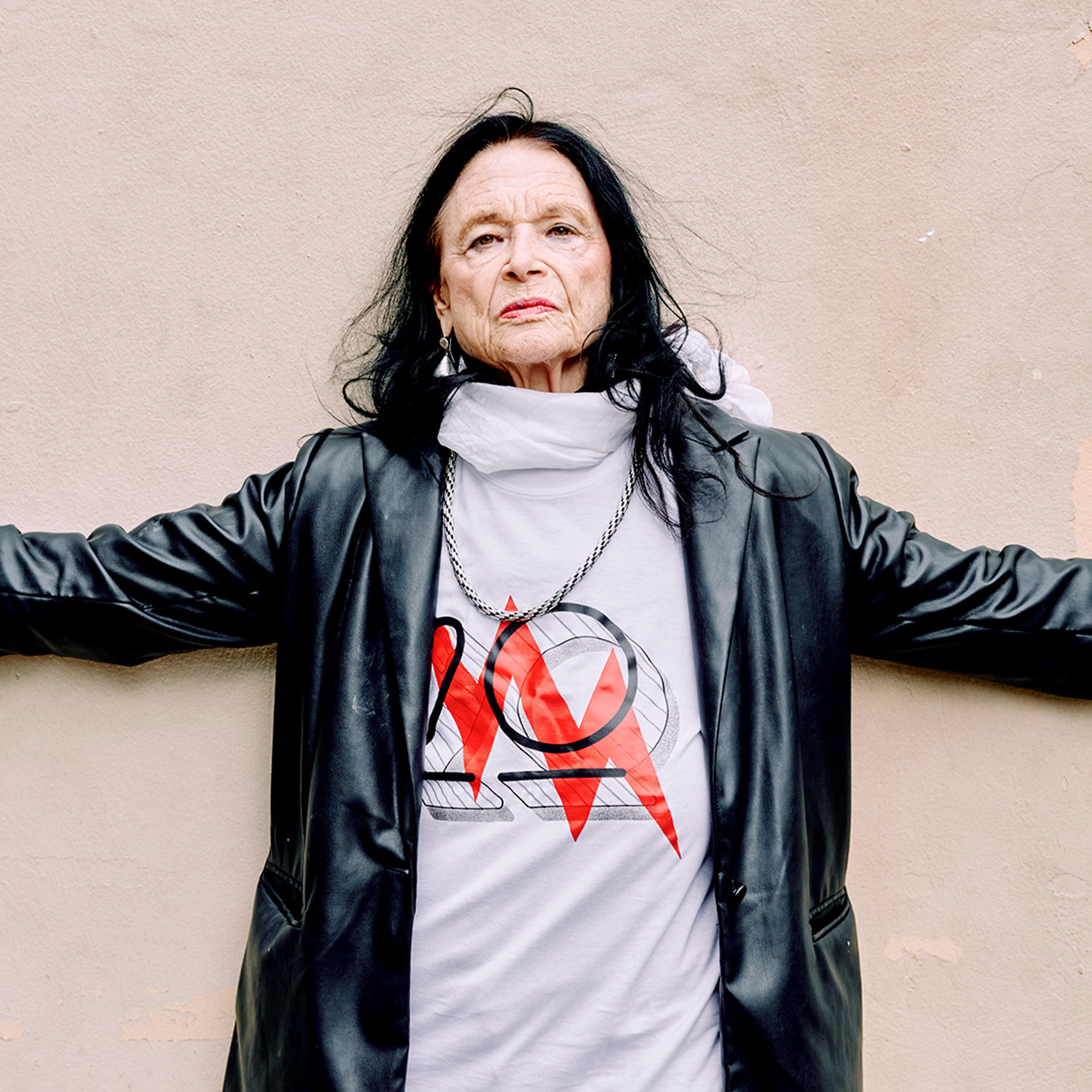 Lee más sobre el artículo Anne Waldman, la última poeta beat, estrella de la 20 edición del Festival Poetas