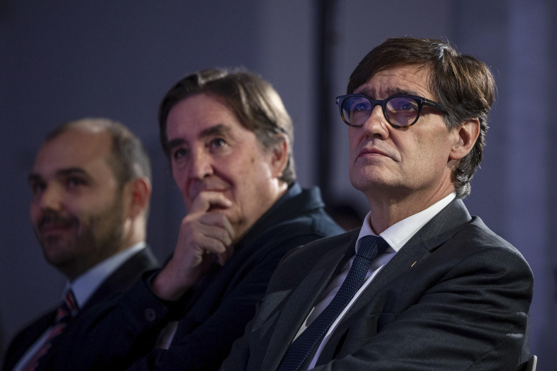 Lee más sobre el artículo Illa pide defender la fraternidad entre Cataluña y Madrid frente al ruido de algunos