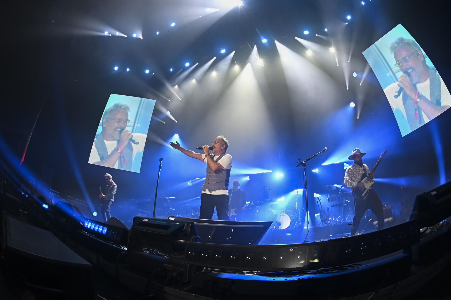 Lee más sobre el artículo Sonorama limita a 20.000 los abonos de una cita con Love of Lesbian, Leiva y La MODA