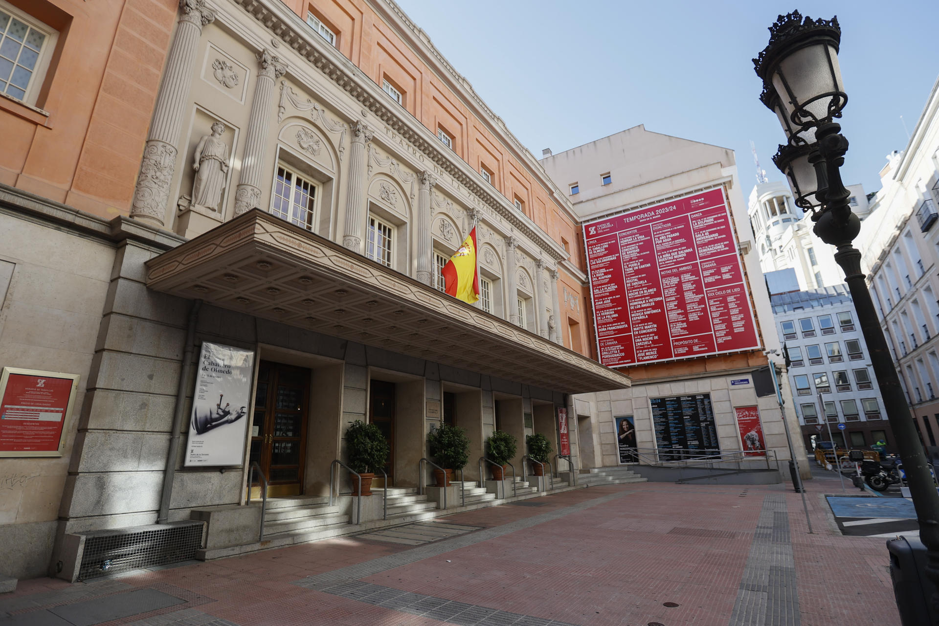 Lee más sobre el artículo Los bailarines de la CND y el Ballet Nacional convocan un paro el viernes, 19 de diciembre